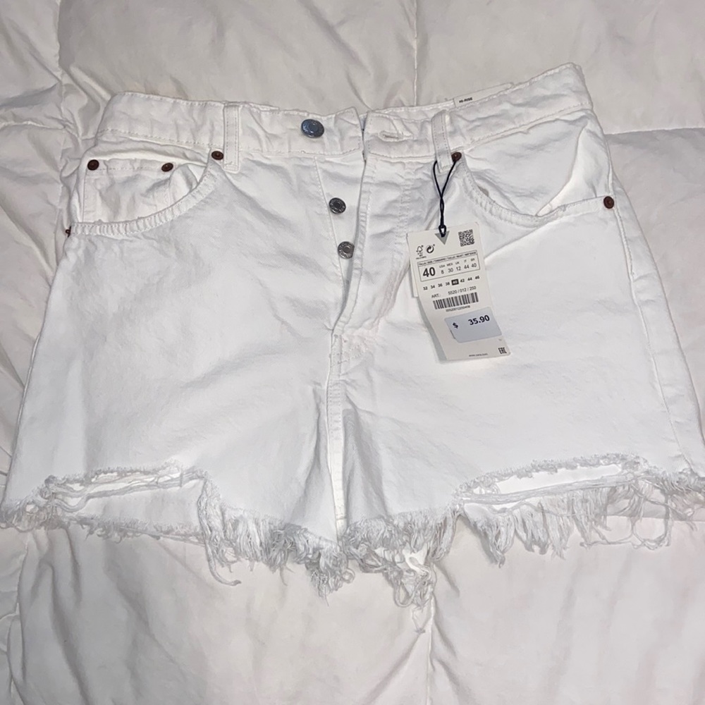 Zara Frayed Hi-Rise White Denim Shorts